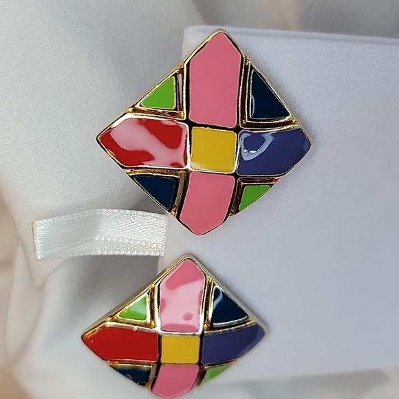 Vintage Gold Tone Enamel Clip on earrings ✨️ Retro Multicolored Square - Picture 3 of 8
